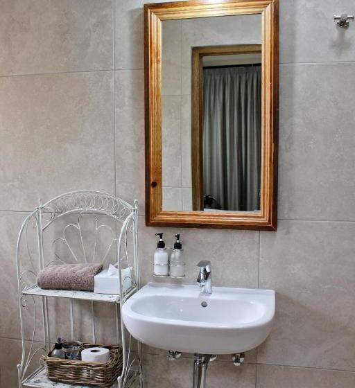 Номер Стандарт, 17 On Bird Guest House
