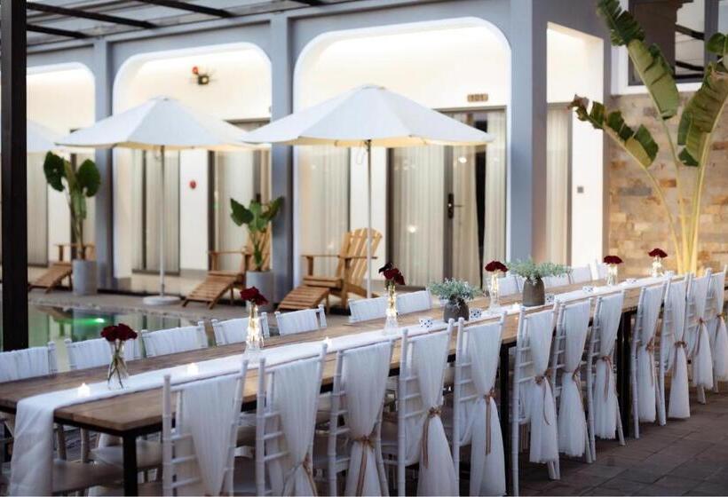 اتاق لوکس, Hoàng Khang Hotel  Khách Sạn Buôn Ma Thuột