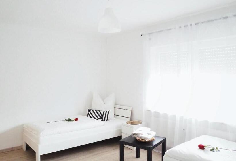 Номер Стандарт Вид на Сад, Neumarkt Wohnung