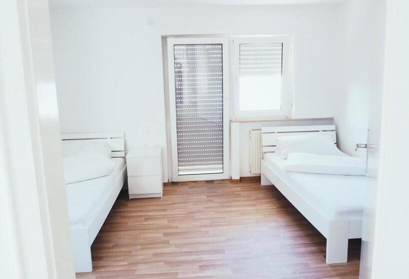 Номер Стандарт с Балконом, Neumarkt Wohnung