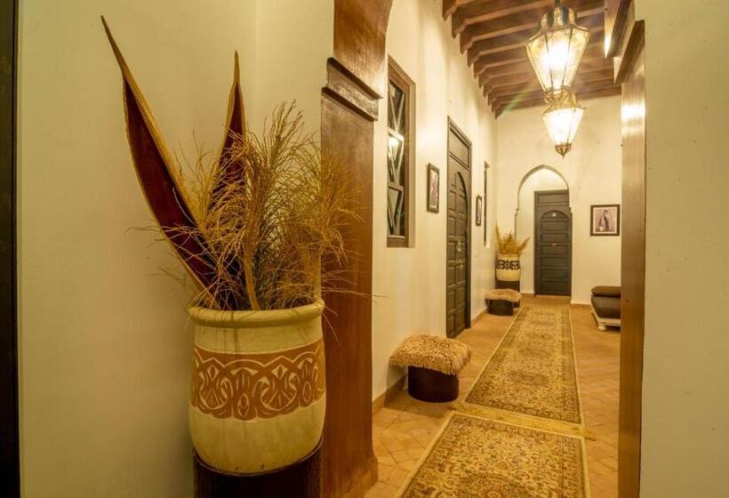Вилла с 1 спальней и бассейном, Villa Septha