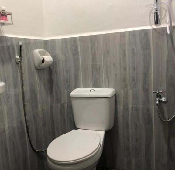 Кровать в Общей Комнате, Hello Hostel