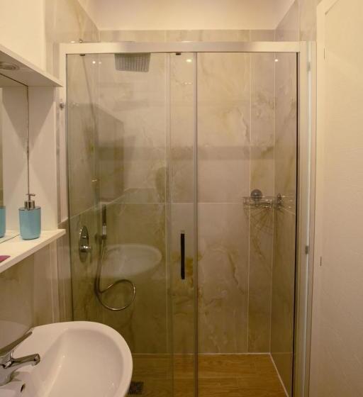 اتاق استاندارد با بالکن, B&b Zelia Napoli