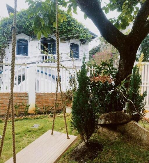 اتاق استاندارد چهار تخته, Chái Nho Homestay