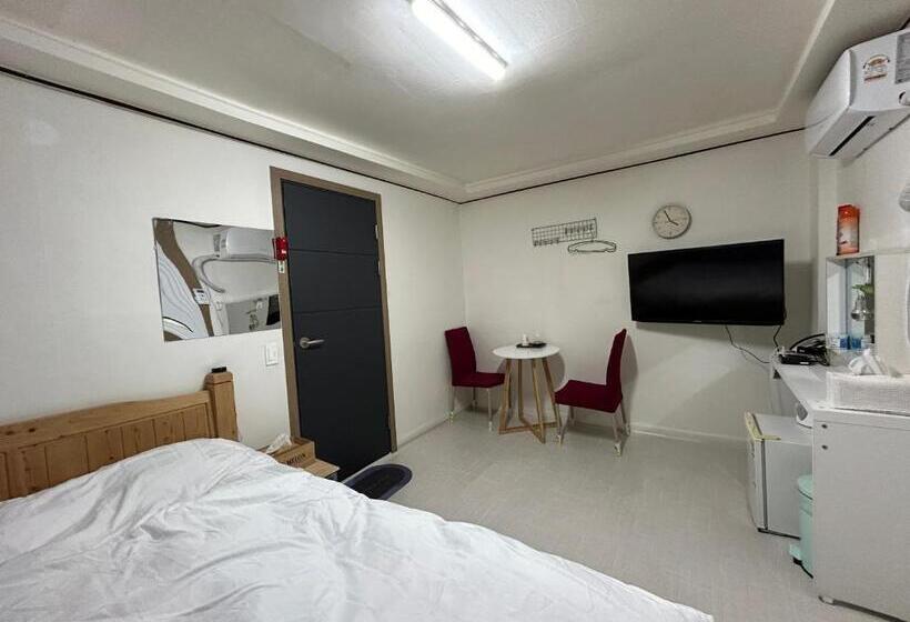 Номер Стандарт, 369 Motel