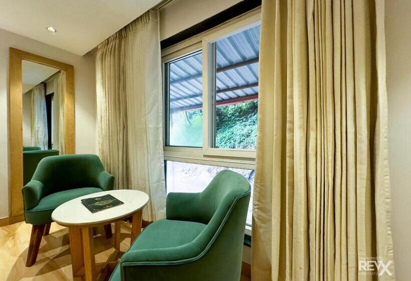 수피리어 룸, Rockland Residency