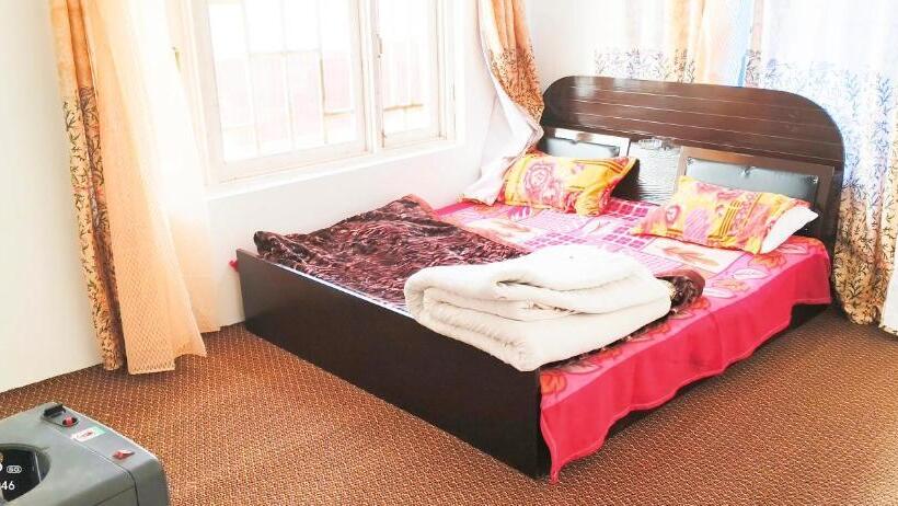 اتاق استاندارد با چشم‌انداز کوهستان, Magray Guest House