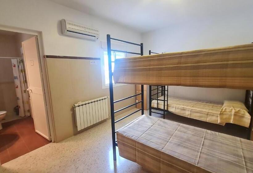 Четырехместный Номер Стандарт, Albergue La Tiñosa