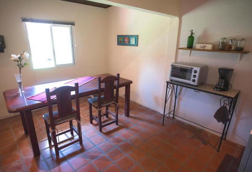 Студио Стандарт Вид на Сад, B&b Casa Hernández