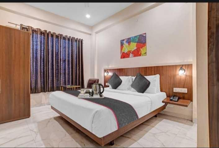 Трехместный Номер Классика, Collection O Hotel Shree Ram Regency