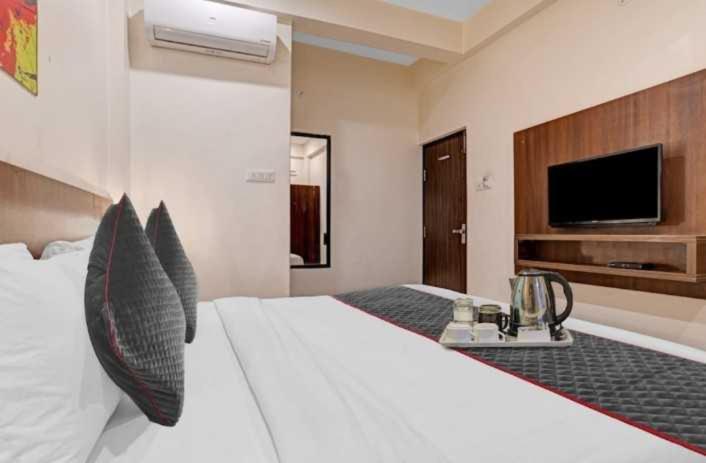 Трехместный Номер Классика, Collection O Hotel Shree Ram Regency