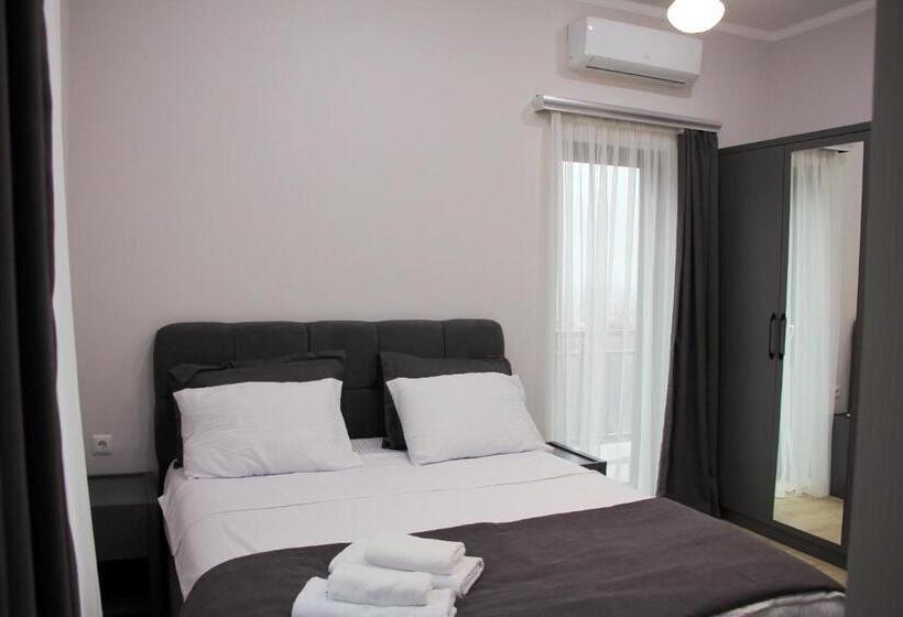 اتاق استاندارد با چشم‌انداز دریا, Hillside Inn
