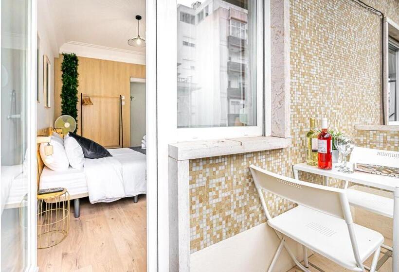 스탠다드 발코니 룸, Santos Mattos Guesthouse & Apartments By Lisbon With Sintra