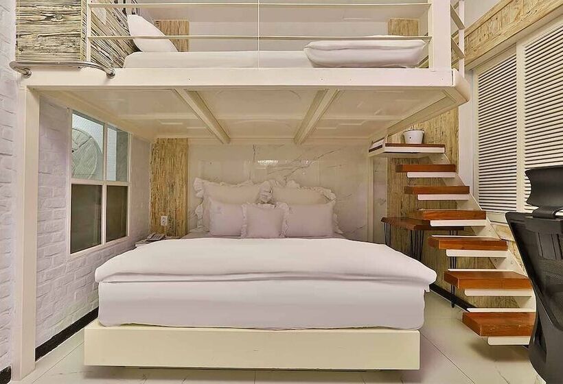 Люкс Премиум, February Hotel Hwanggeum