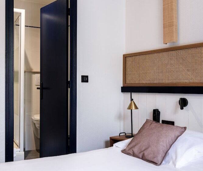 Номер Стандарт, Hôtel Le Français