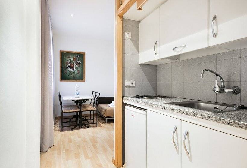 Студия Стандарт, Apartamentos Laforja
