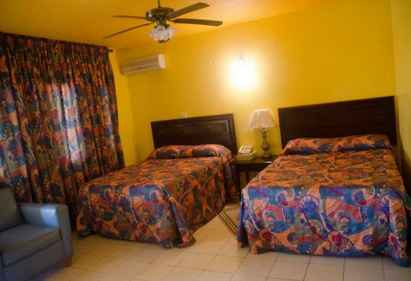 חדר סטנדרט נוף לבריכה, Guest House Villa Royal