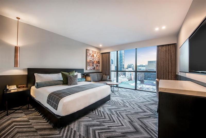 اتاق خانوادگی, Rydges Perth Kings Square