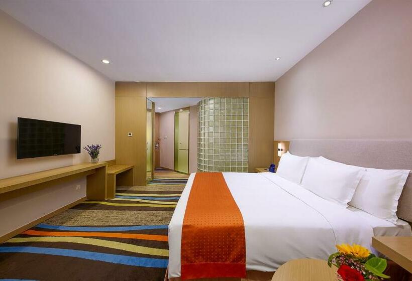 Номер Superior, Guangzhou Baiyun Airport Rejoice By Argyle Hotel Rehe Metro Exit B   Free Shuttle Bus Is Provided Du