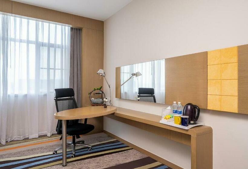 Номер Стандарт, Guangzhou Baiyun Airport Rejoice By Argyle Hotel Rehe Metro Exit B   Free Shuttle Bus Is Provided Du