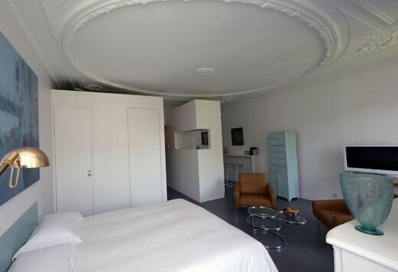 Номер Стандарт, L'hôtel Particulier
