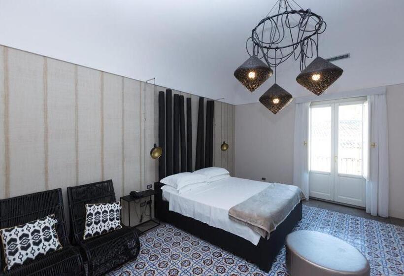 Номер Deluxe, Palazzo Conti Camere & Suites