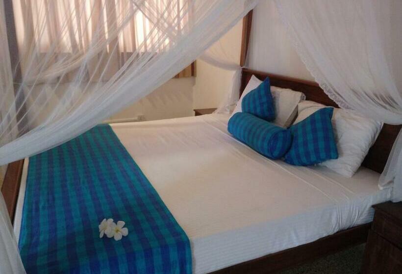 Quarto Triplo Superior, Sunset Galle Fort