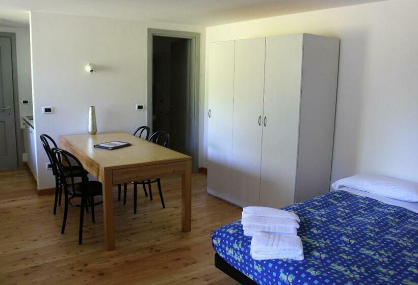 스탠다드 스튜디오, Albergo Diffuso Comeglians
