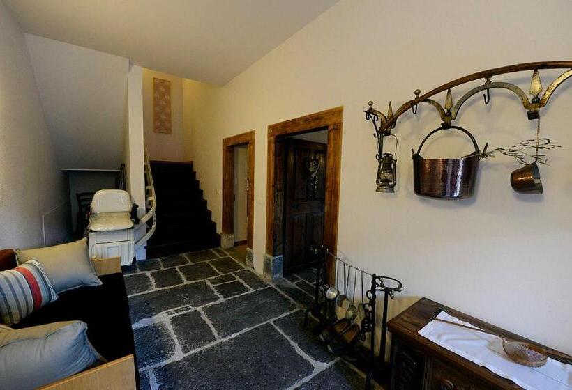 침실 1개 아파트, Albergo Diffuso Comeglians