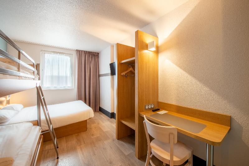 Четырехместный Номер Стандарт, B&b Hotel Valence Sud