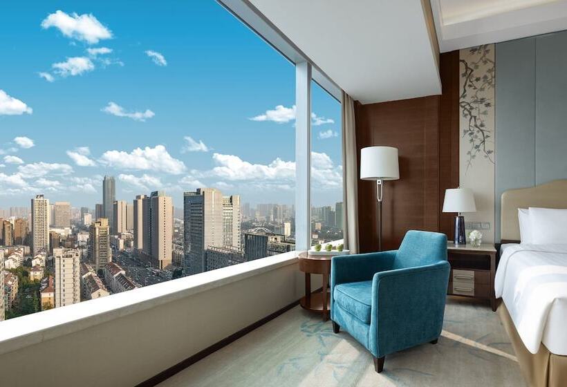 Номер Deluxe, Shangrila Hefei