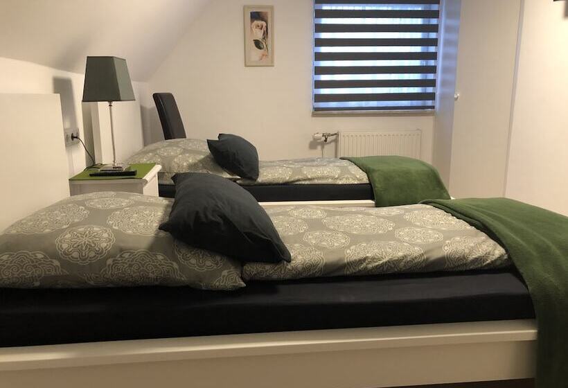 Quarto Estandar, Messezimmer 4u