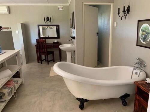 Quarto Deluxe, Geralds Gift Guest House