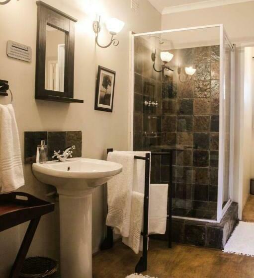 Quarto Familiar Vista Jardim, Geralds Gift Guest House