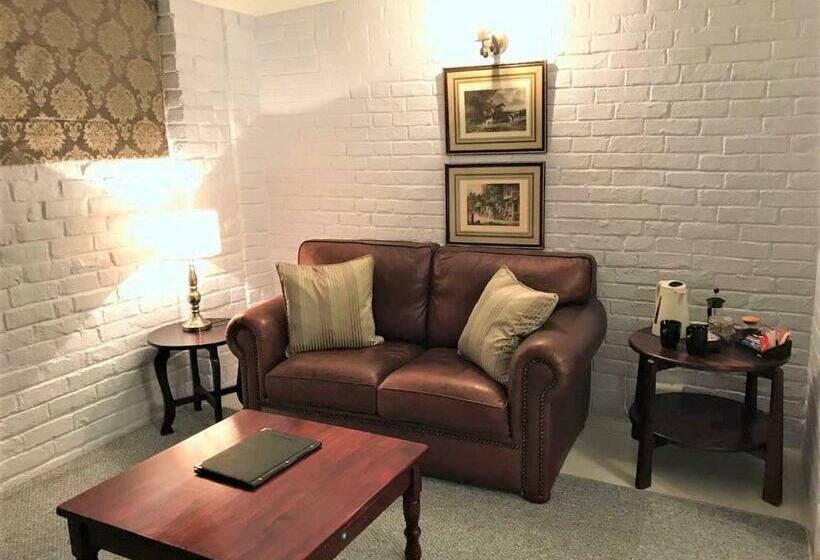 Quarto Deluxe, Geralds Gift Guest House
