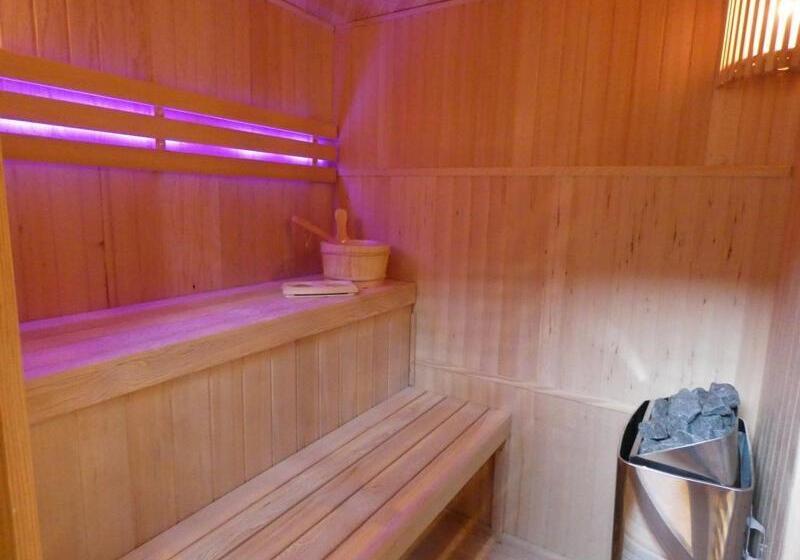 اتاق اکونومی, Auberge Du Fraizier