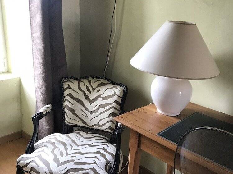 Номер Стандарт Вид на Сад, Chambres D Hôtes Les Laitières