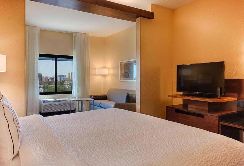 Люкс Кровать Кинг, Fairfield Inn & Suites By Marriott Clearwater Beach