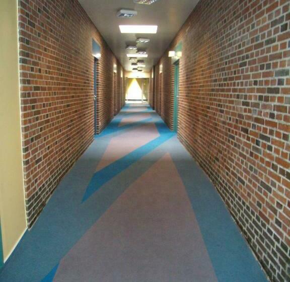 اتاق استاندارد سه تخته با سرویس بهداشتی مشترک, Jugendgästehaus St. Michaels Heim