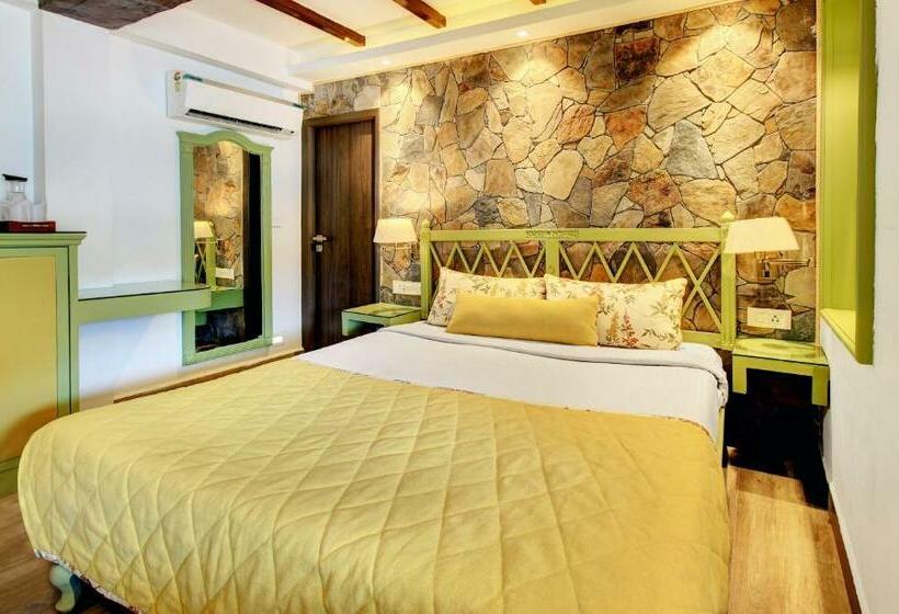 Номер Superior, Lakeside Inn Nainital