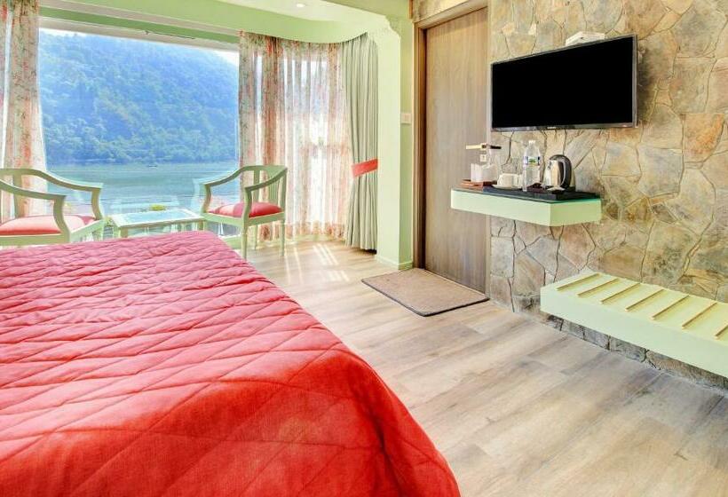Номер Стандарт Вид на Озеро, Lakeside Inn Nainital