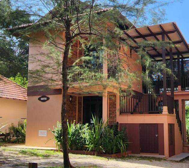 Номер Superior Кровать Кинг, Pandan Laut Beach Resort