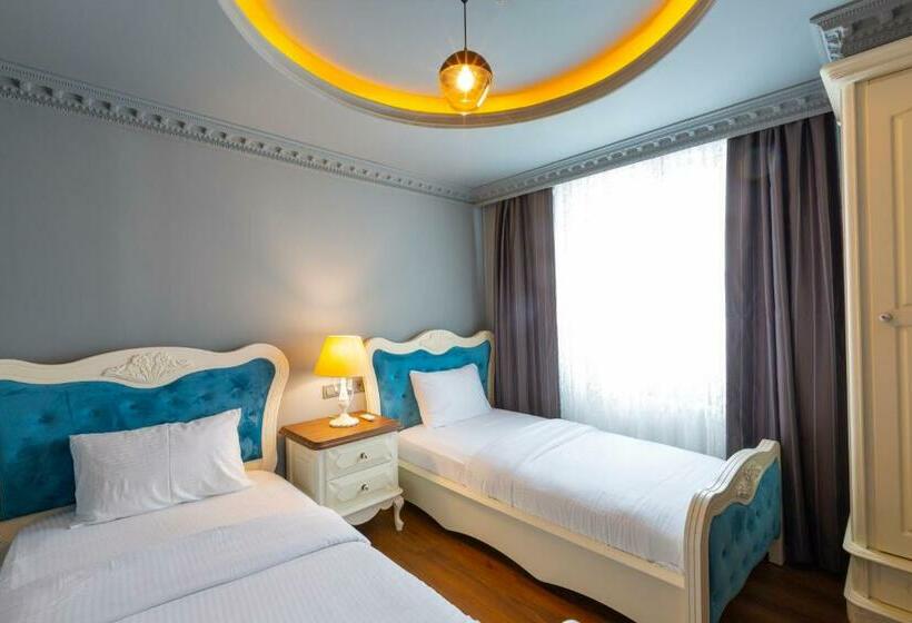침실 3개 아파트, Real King Suite