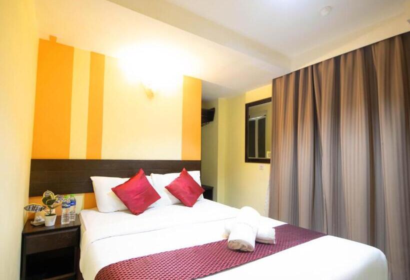 Номер Deluxe, Sun Inns Hotel Kopkastam Kelana Jaya