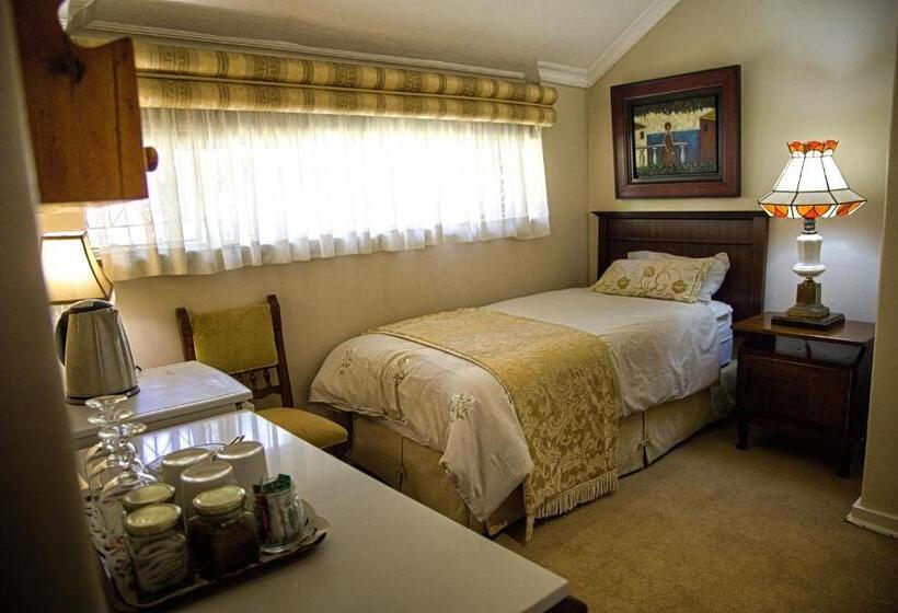 Quarto Familiar, Royal Ridge Guest House