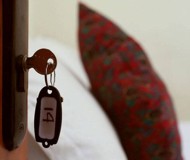 Номер Стандарт, Unique Guesthouse