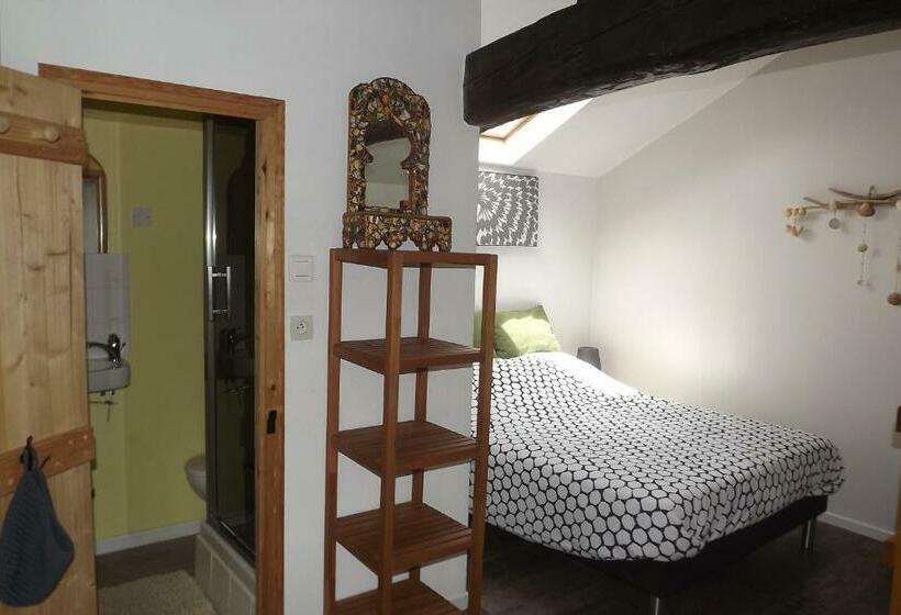 Семейный Номер, The Secret Spot Lodge