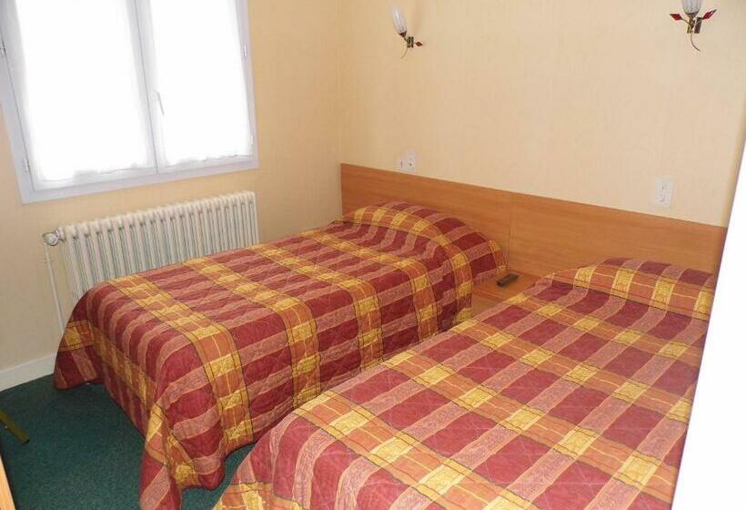 Quarto Estandar, A L Orée Du Bois