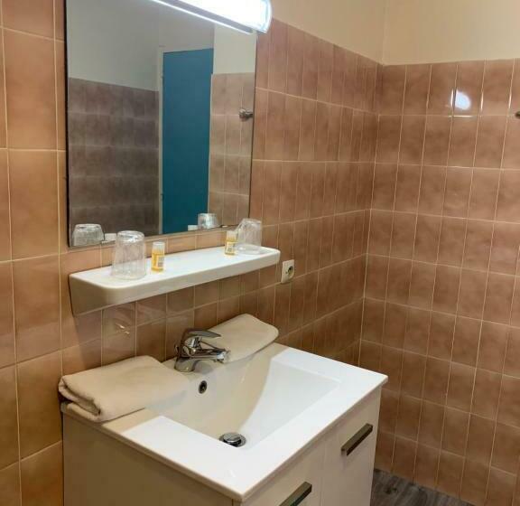 Номер Стандарт, Bains Sarrailh