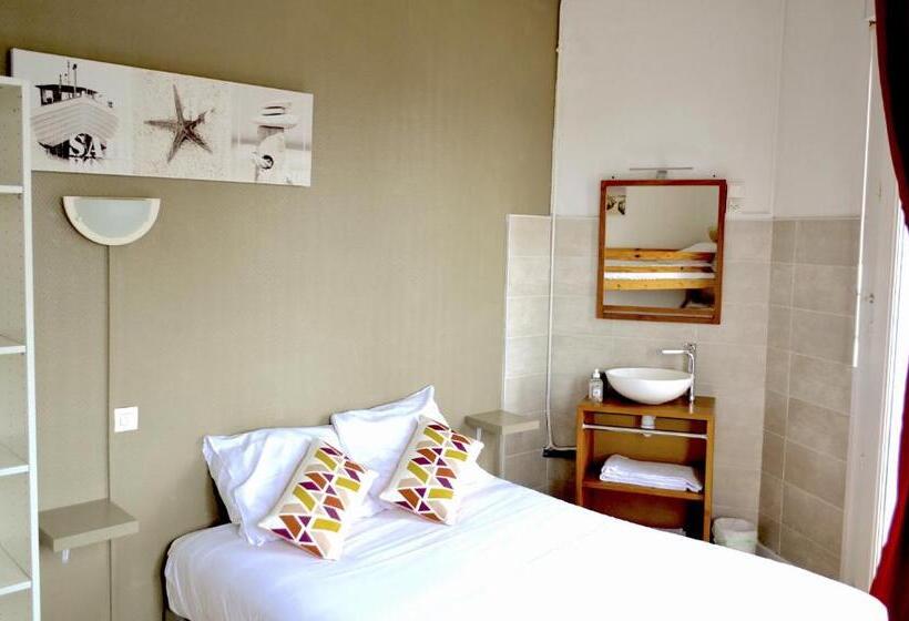 Семейный Номер Совместный Санузел, Hôtel Alizéa